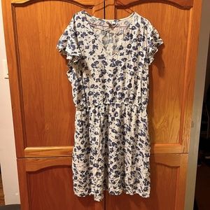 New flowered dress size Large